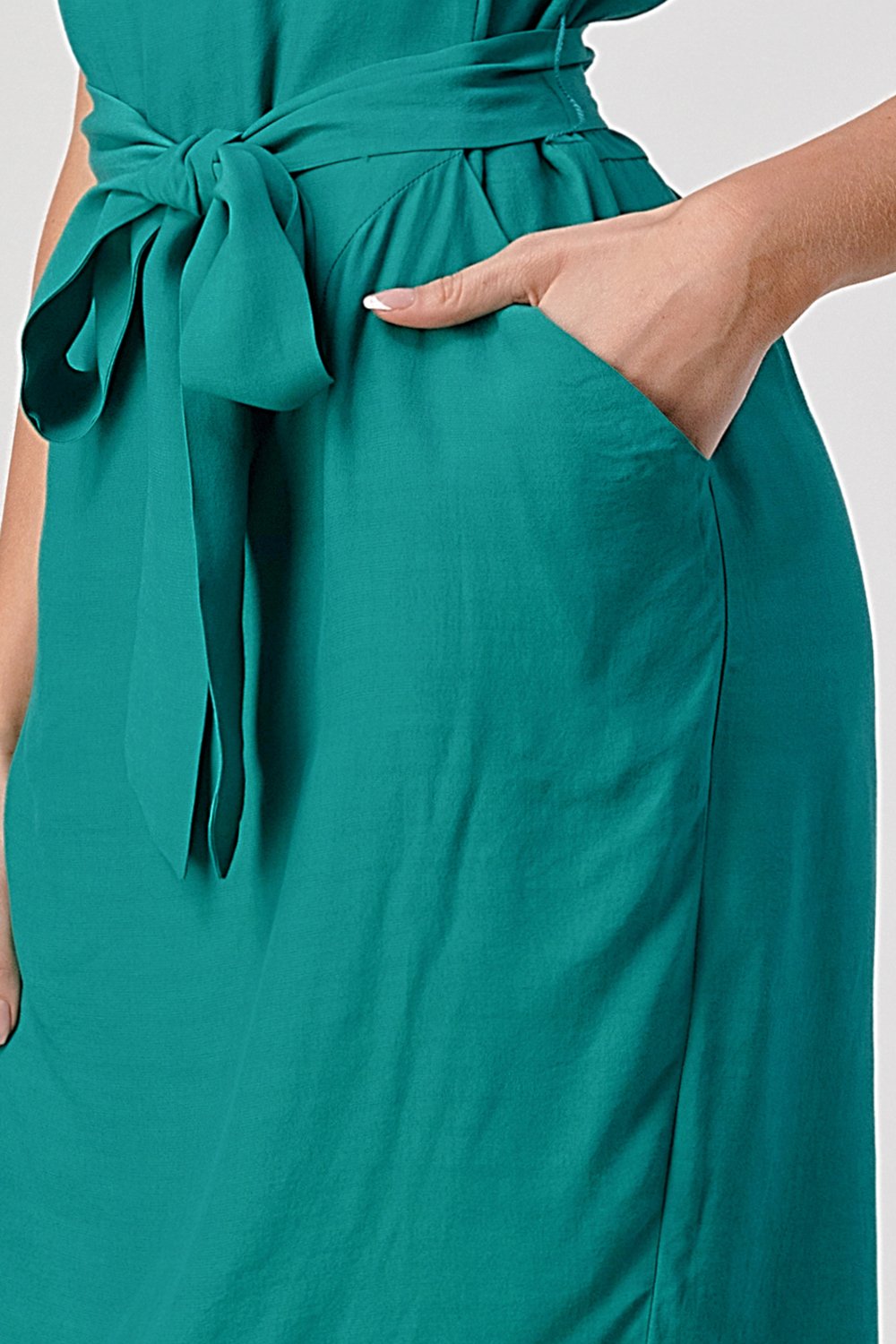 Elegant Cap-Sleeve Dress with Tie Waist