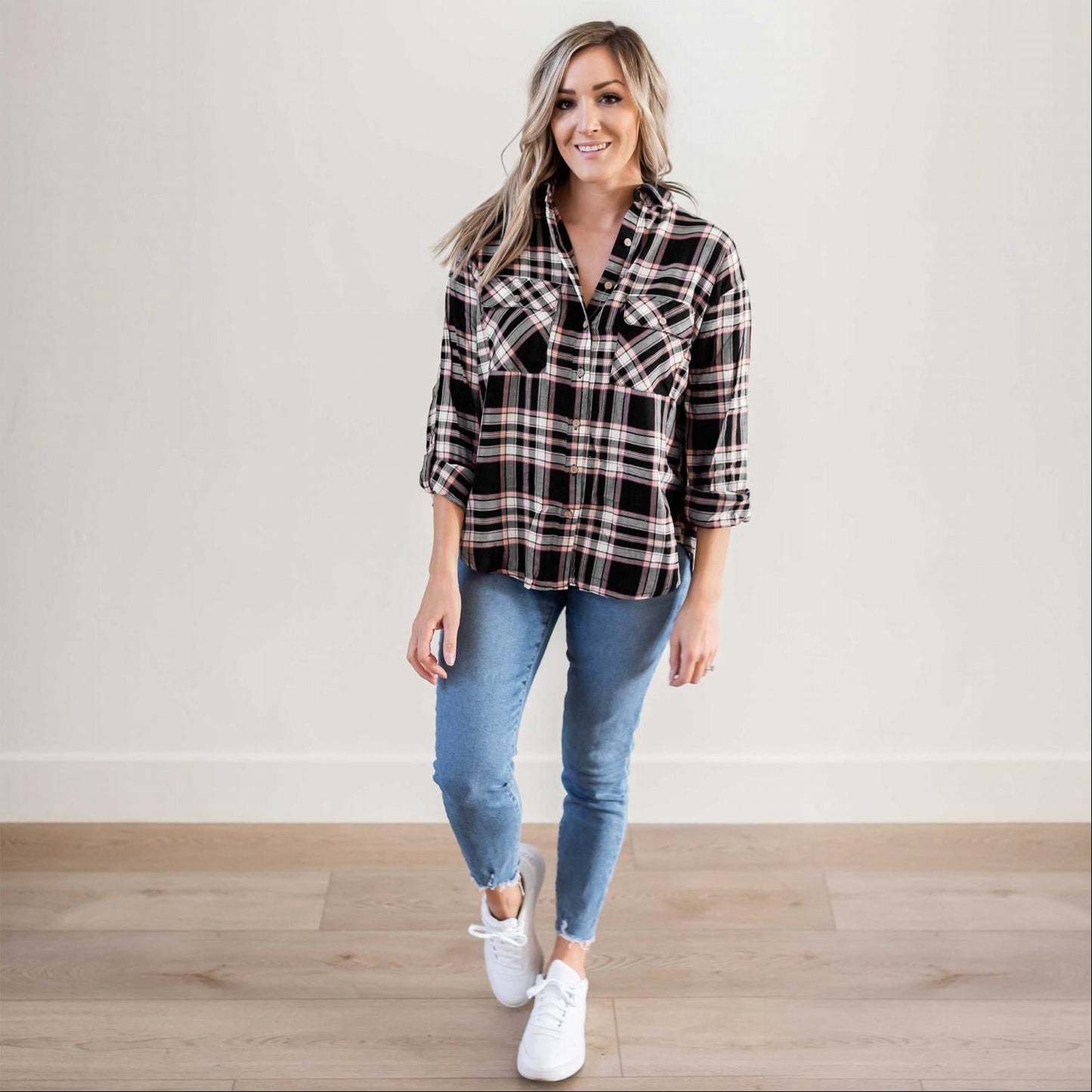 Double Flap Pocket Button-up Plaid Shirt With Roll-up Long Sleeves
