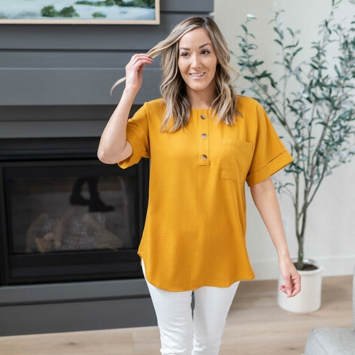 Woven Heavy Span Dobby Button Front Pocket Top