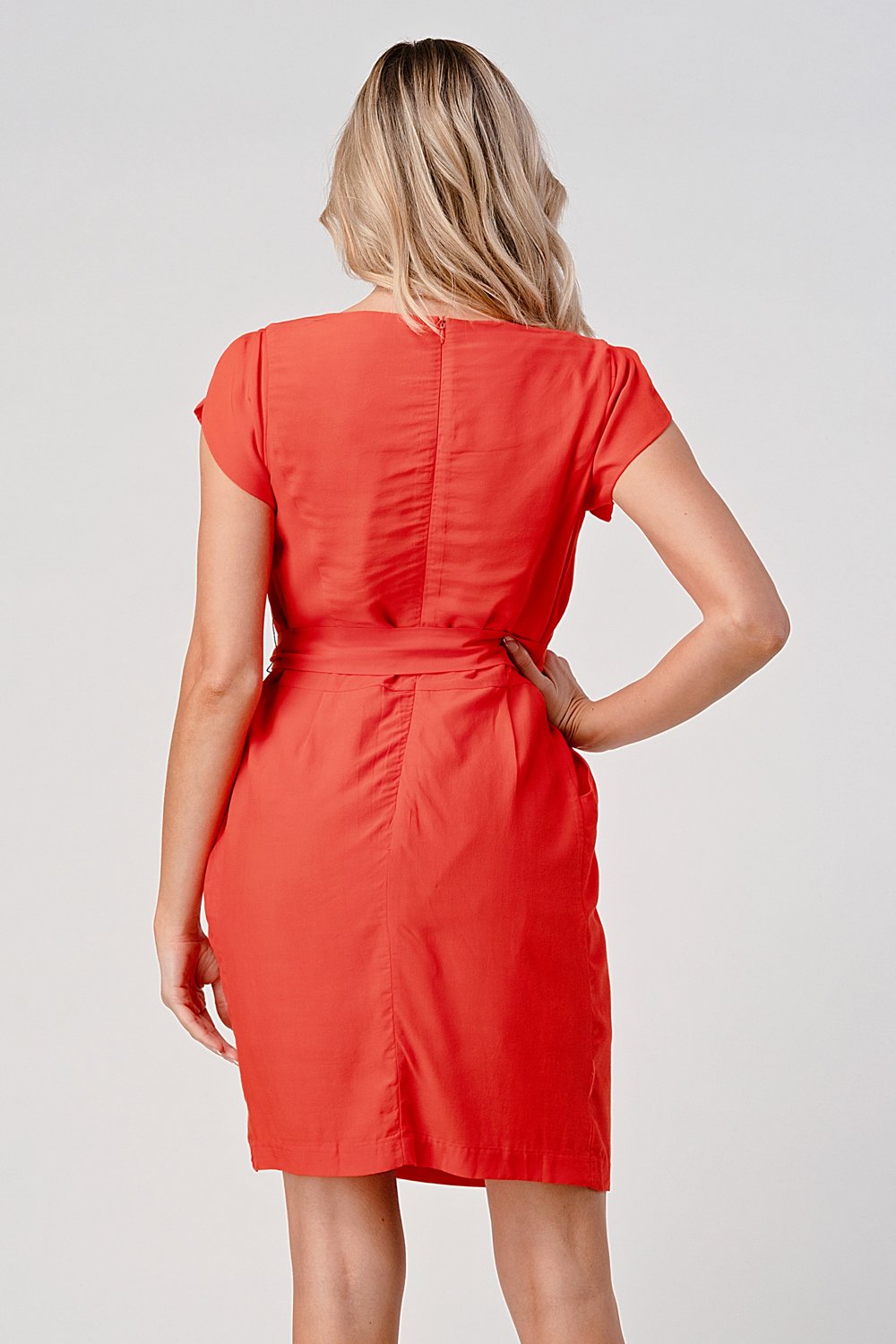 Elegant Cap-Sleeve Dress with Tie Waist
