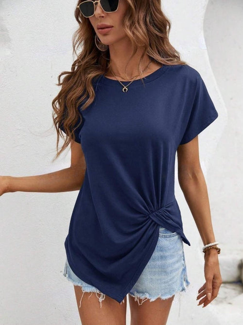 T-shirt col rond à ourlet asymétrique
