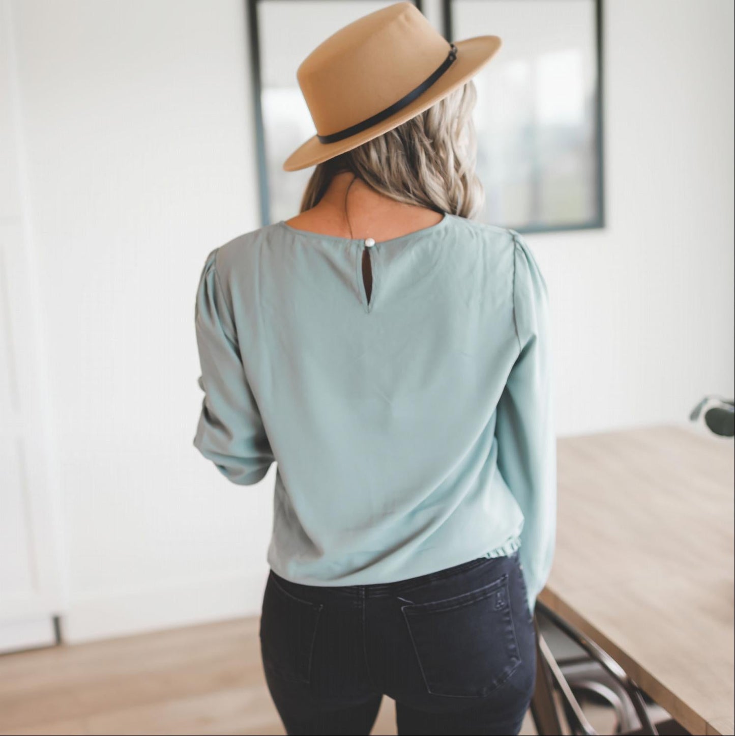 Manches bouffantes en laine tissée Dobby