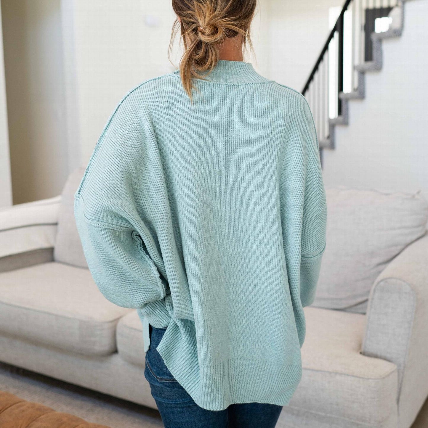 Suéter oversize con abertura lateral