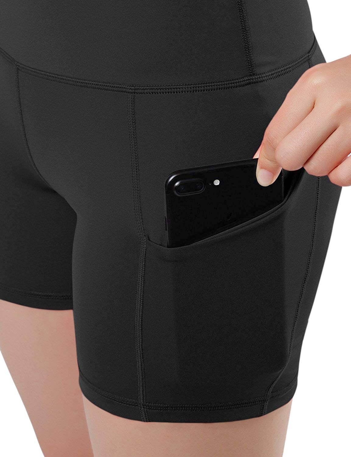 Jolie short de sport taille haute avec poches sur les hanches