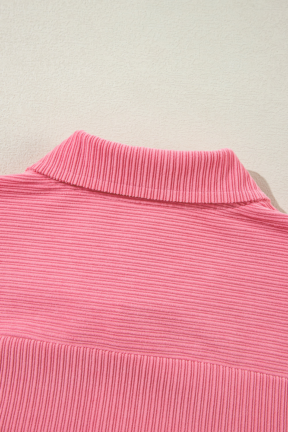 Chaqueta de pana Bonbon con botones, detalle de solapa y aberturas laterales