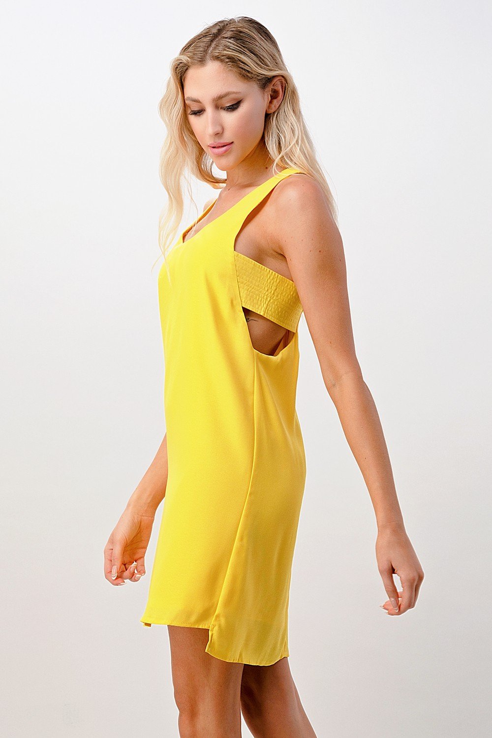 Vestido recto sin mangas con espalda nadadora