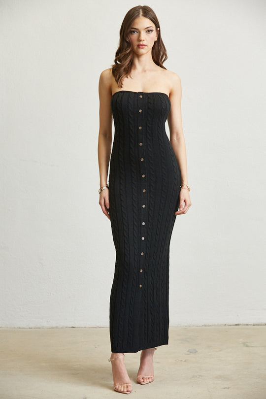 Robe en tricot sans manches et robe pull longue de Rose Paulino