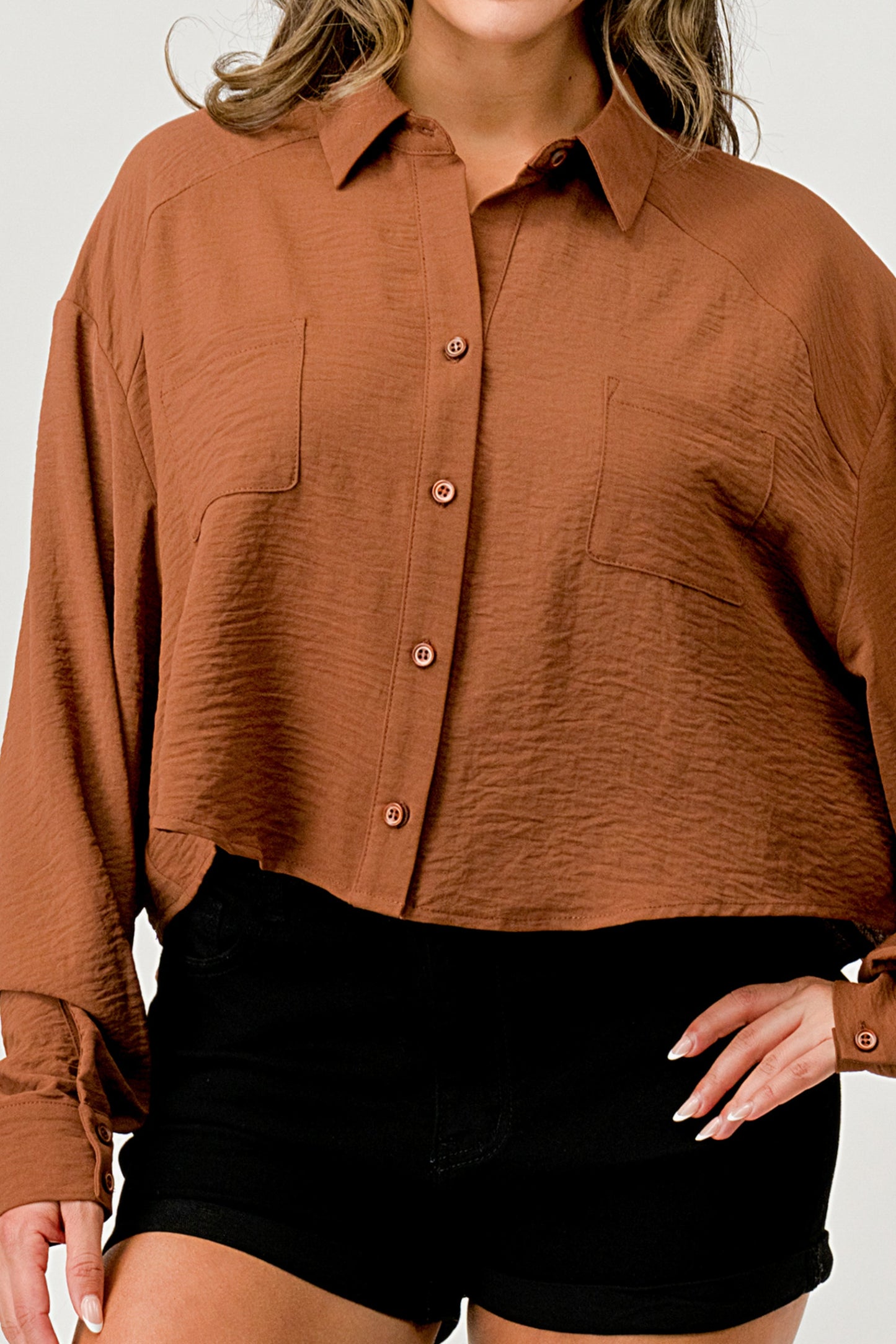 Chemise boutonnée oversize pour femme - Haut court décontracté et élégant