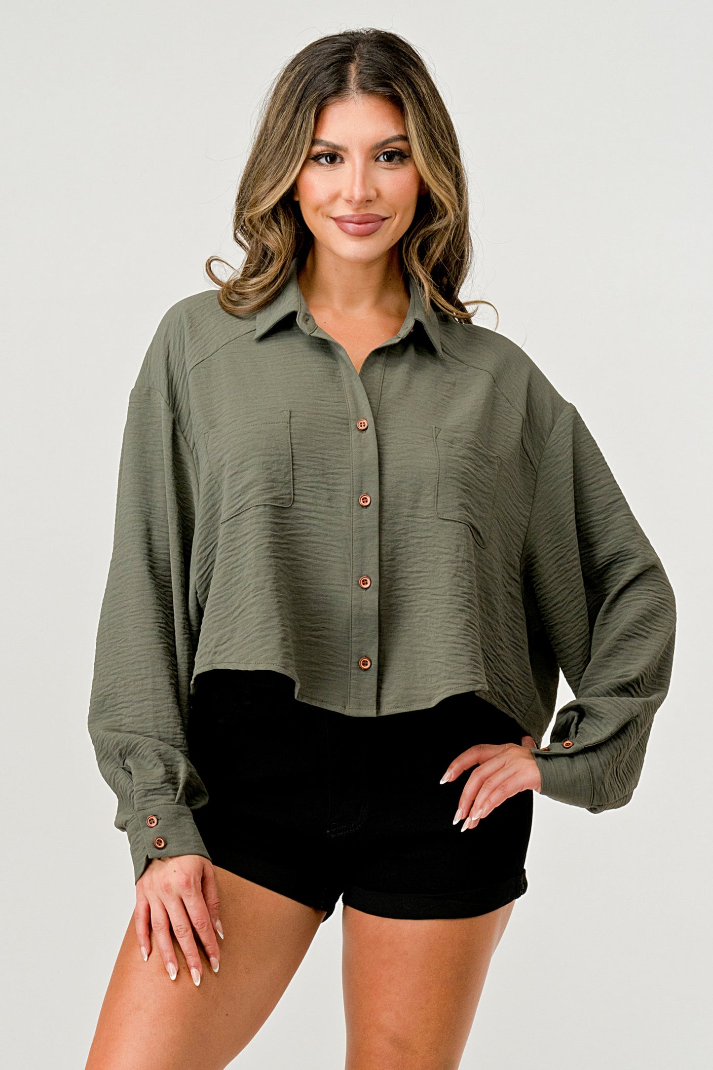 Chemise boutonnée oversize pour femme - Haut court décontracté et élégant