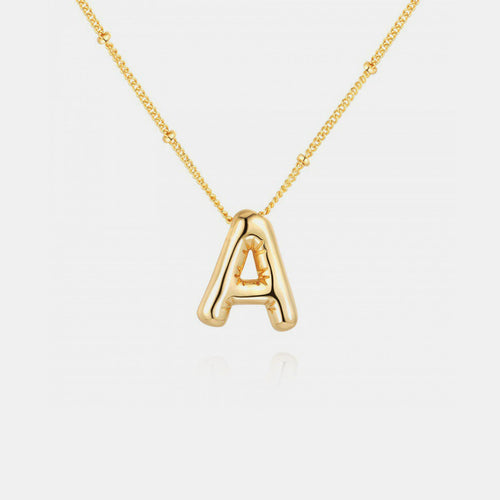 Collar con colgante de letra bañado en oro