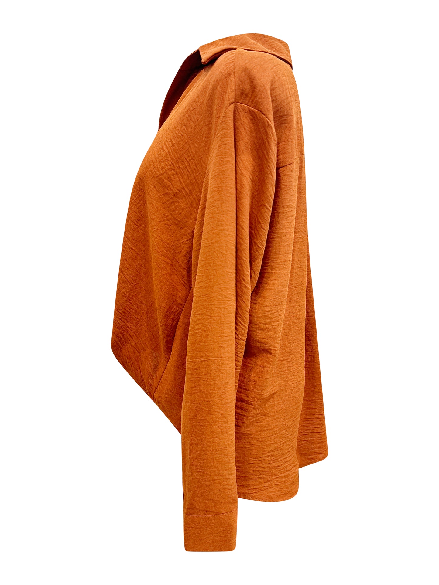 Blusa extragrande con cuello abotonado