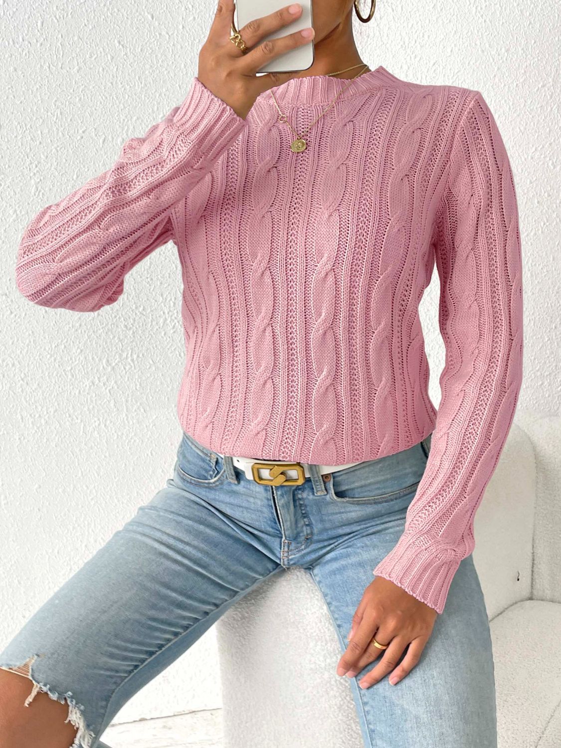 Suéter de cuello redondo de punto trenzado