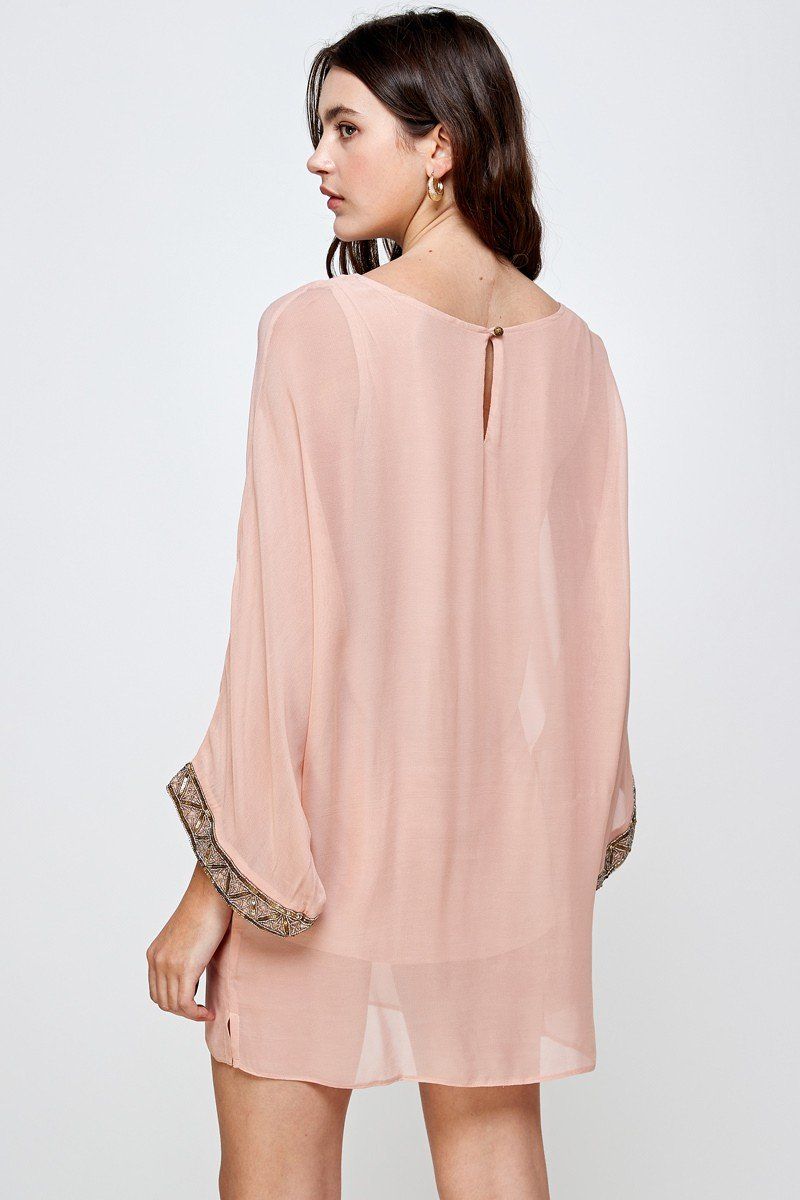 Robe droite à manches chauve-souris – Fluidité et élégance sans effort