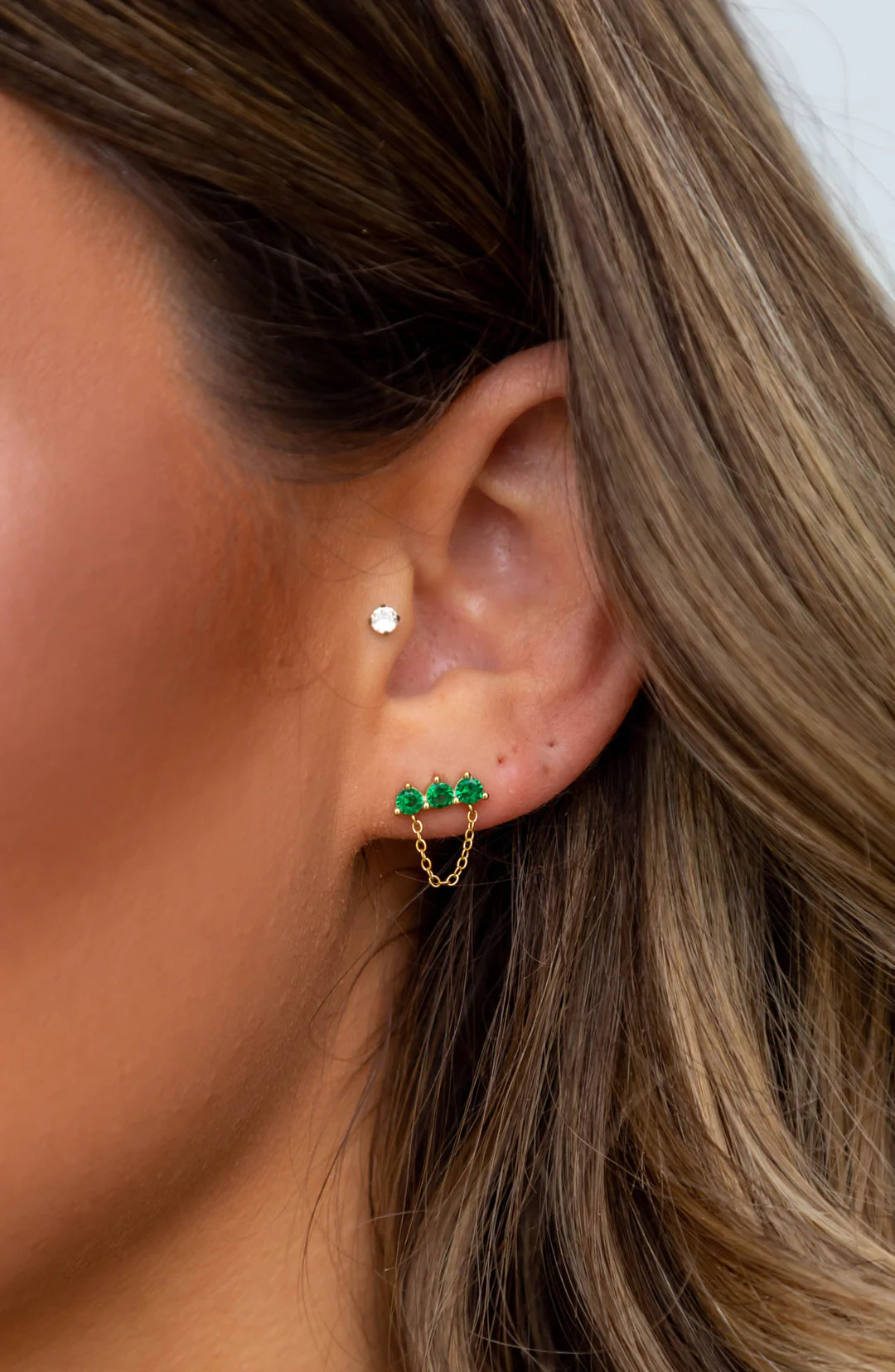 Clous d'oreilles Magda Emerald Chain