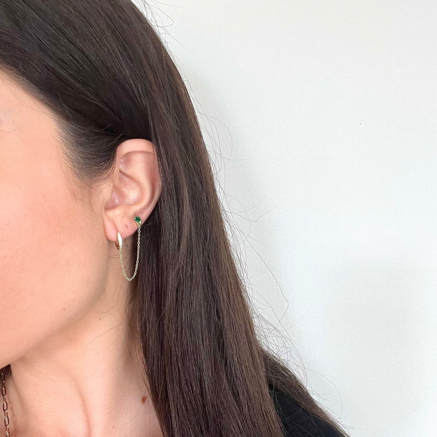 Boucles d'oreilles pendantes en chaîne émeraude Lilou