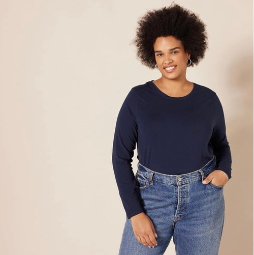 T-shirt ras du cou à manches longues et coupe classique pour femme