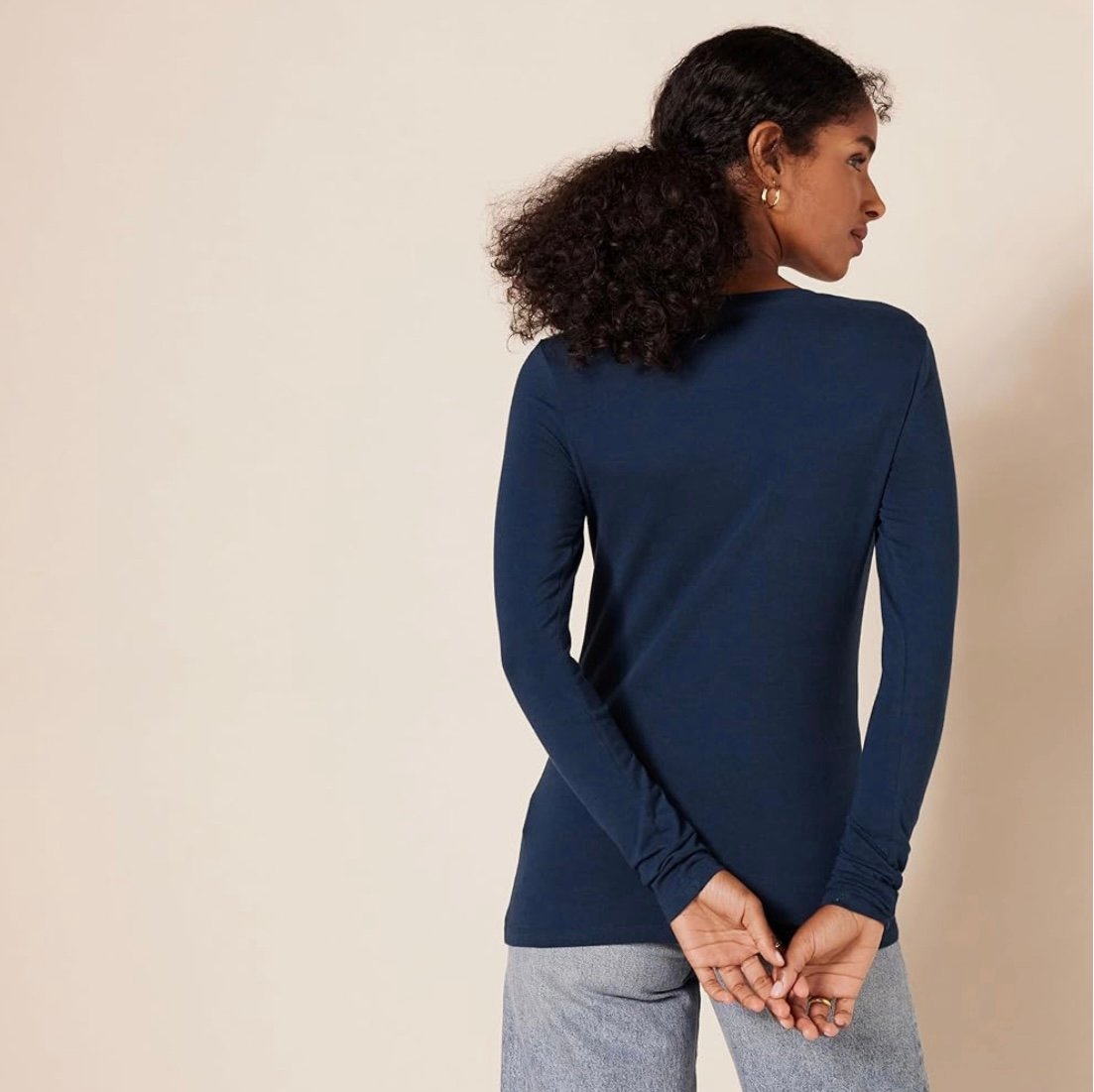 T-shirt ras du cou à manches longues et coupe classique pour femme