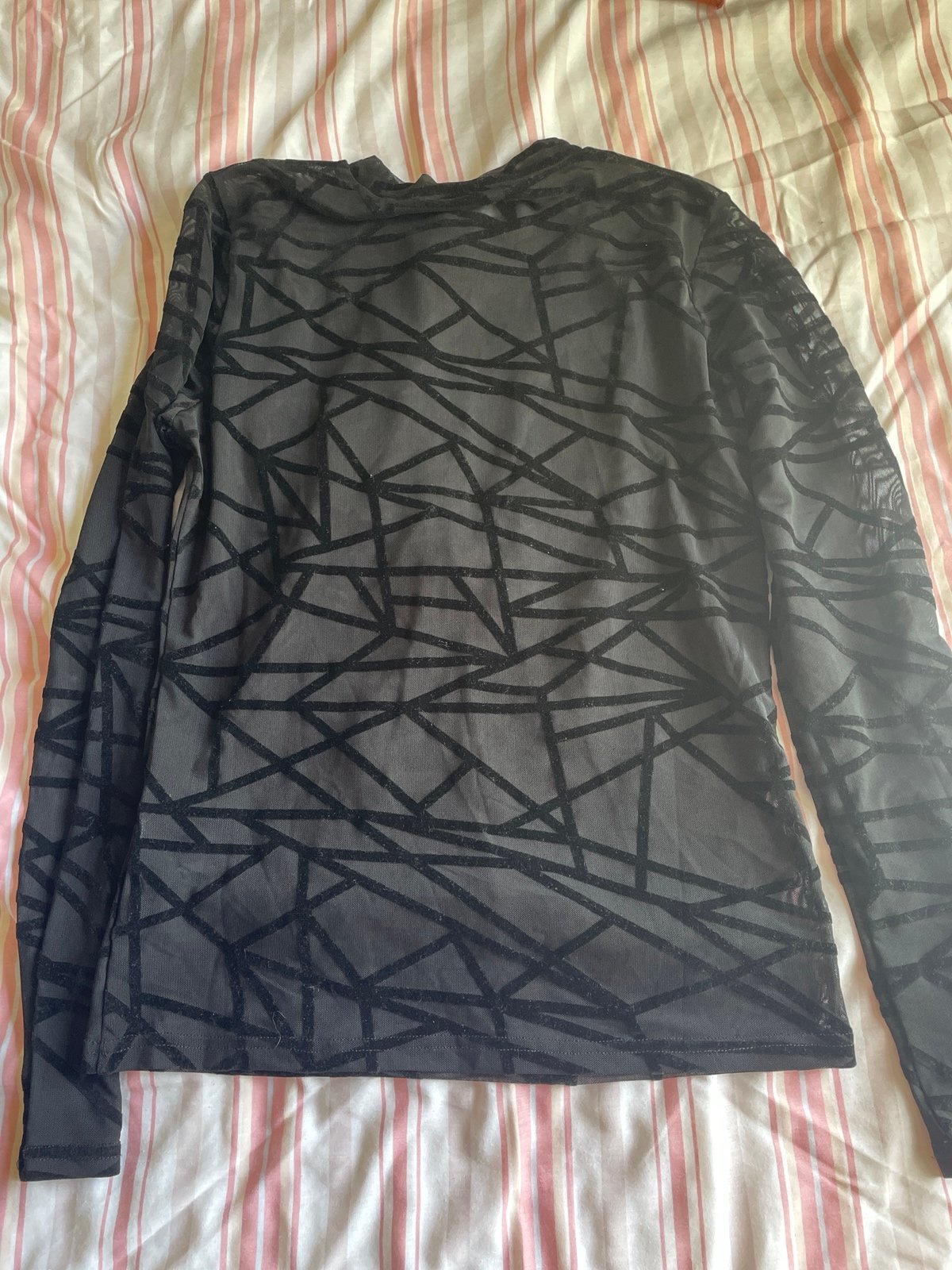 Haut transparent en maille pour femme, manches longues, dentelle florale, motif araignée rhomboïde