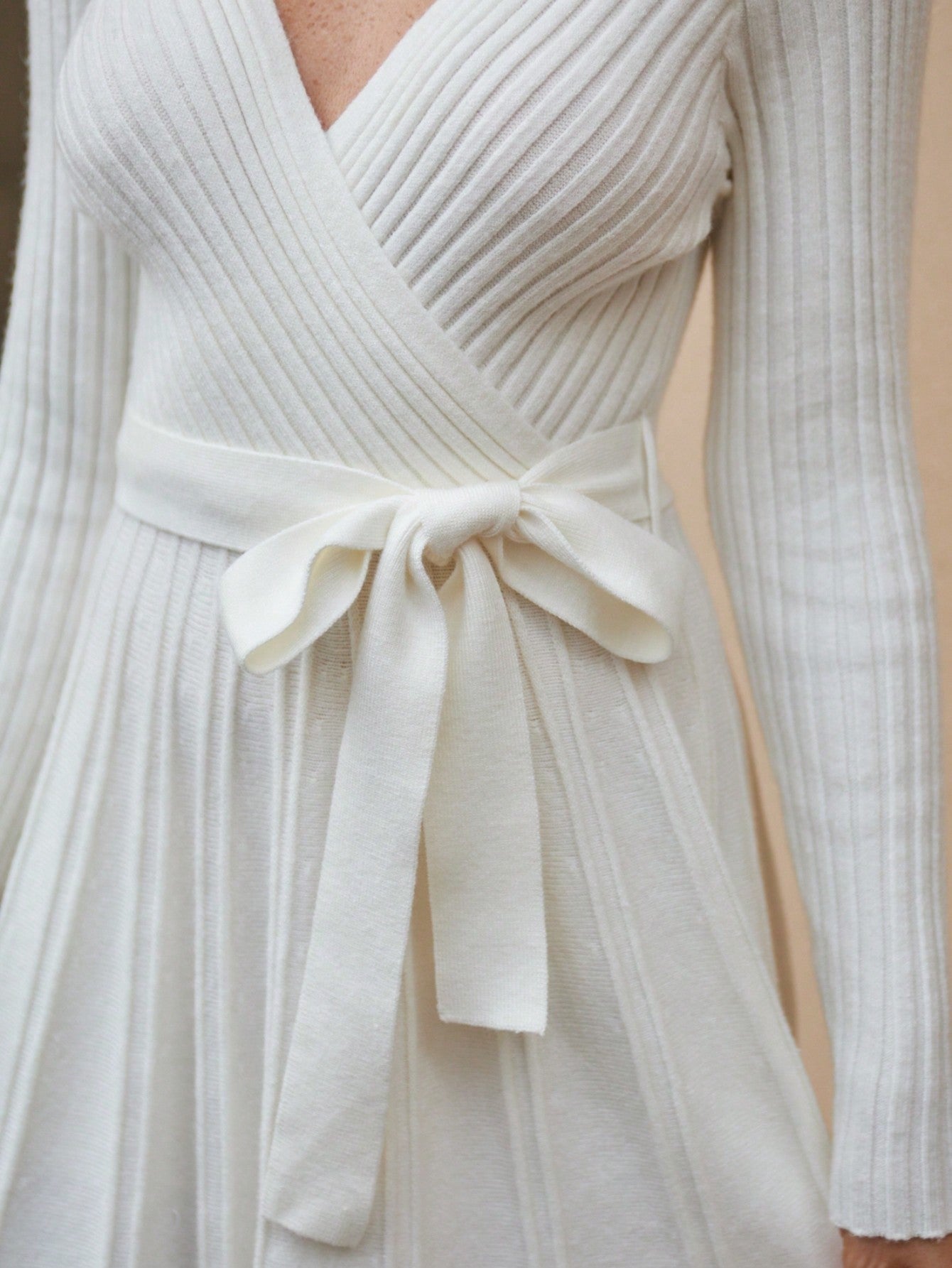 Vestido de punto cruzado de manga larga para mujer