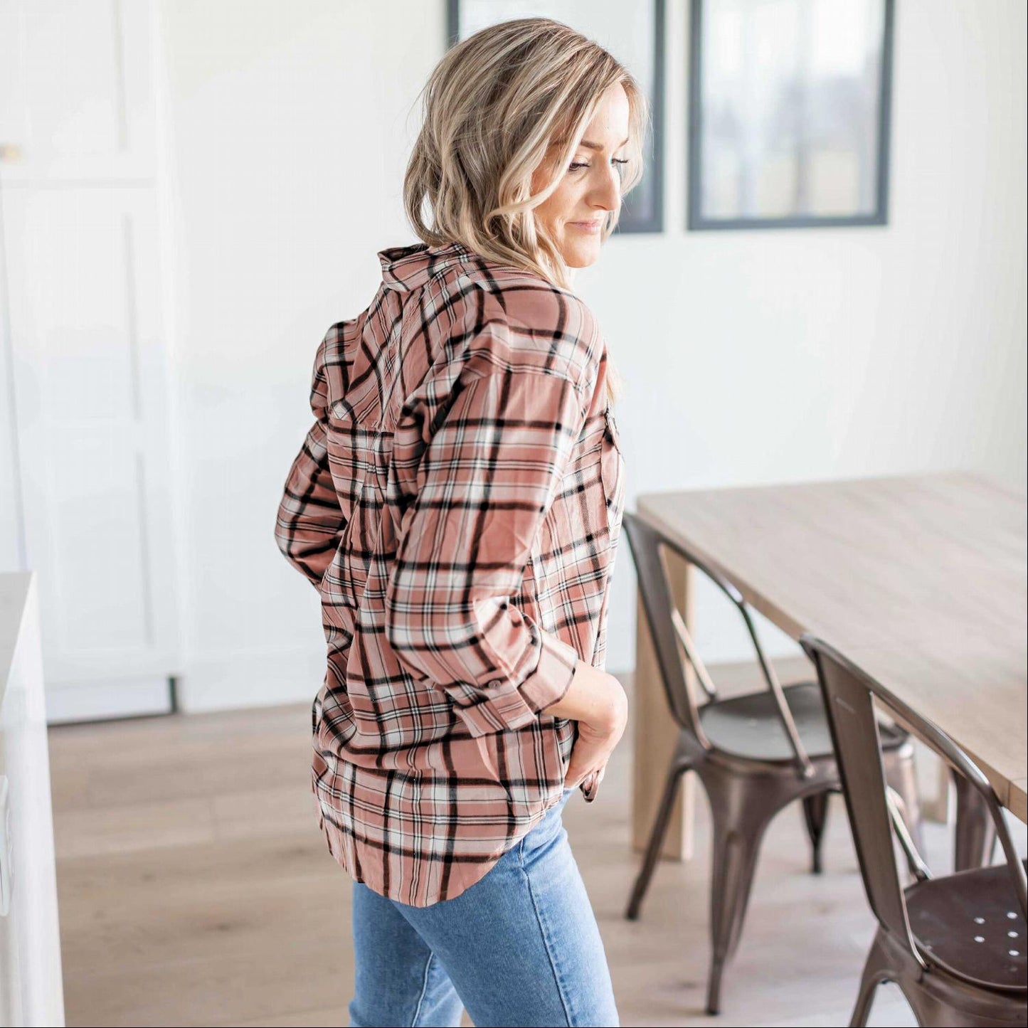 Double Flap Pocket Button-up Plaid Shirt With Roll-up Long Sleeves