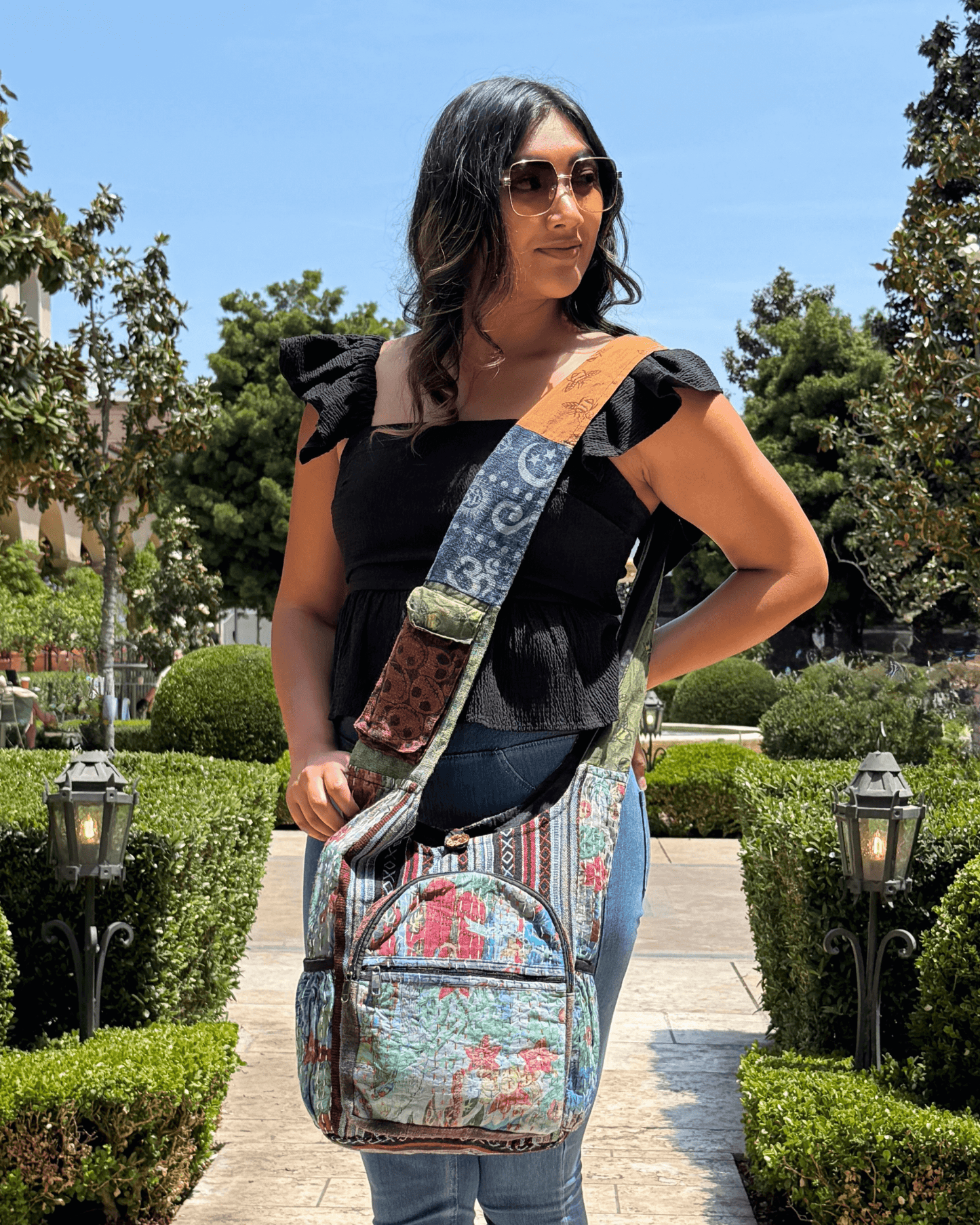 Bolso hobo vintage de patchwork con botella de agua de la colección Kathmandu