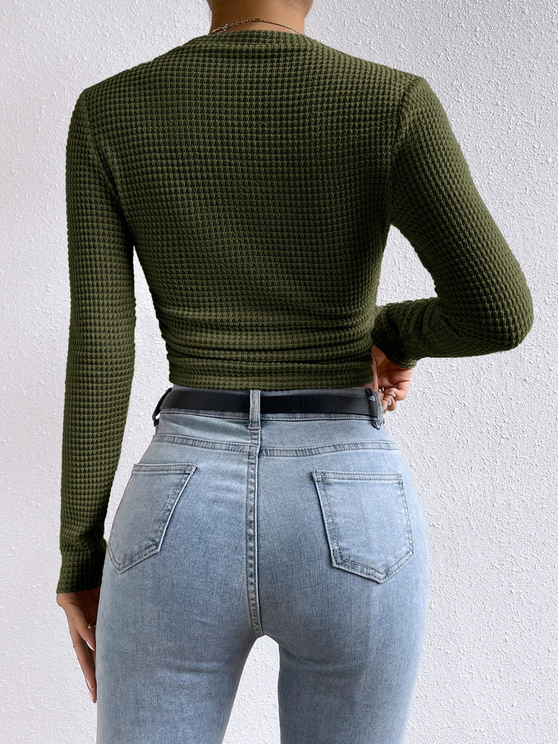 Camiseta de manga larga con cuello redondo