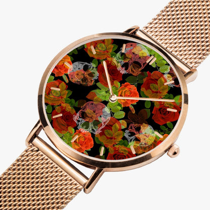Reloj de cuarzo ultrafino de acero inoxidable con calaveras florales de Jacki Easlick