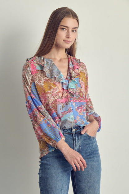 Blusa de patchwork con cuello en V y volantes