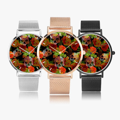 Reloj de cuarzo ultrafino de acero inoxidable con calaveras florales de Jacki Easlick