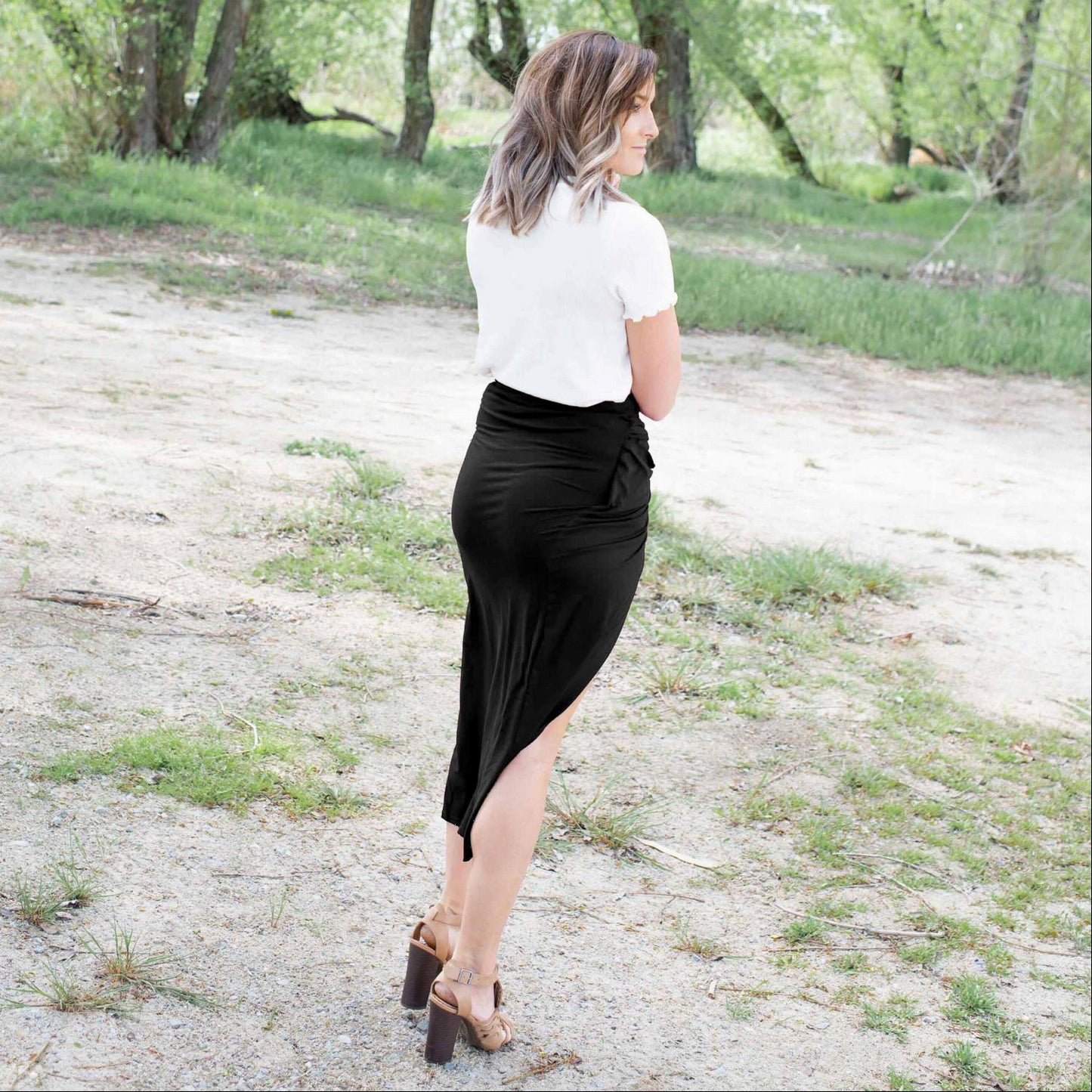 Jupe tulipe nouée