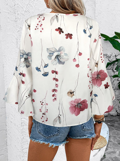 Blusa de media manga con escote en V, estampado con volantes color miel