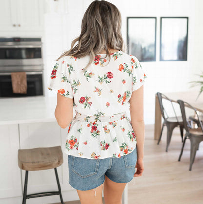 Floral Print Smocked Peplum Waist V-neck Short Flounced Sleeve Top
