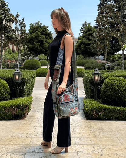 Bolso hobo vintage de patchwork con botella de agua de la colección Kathmandu