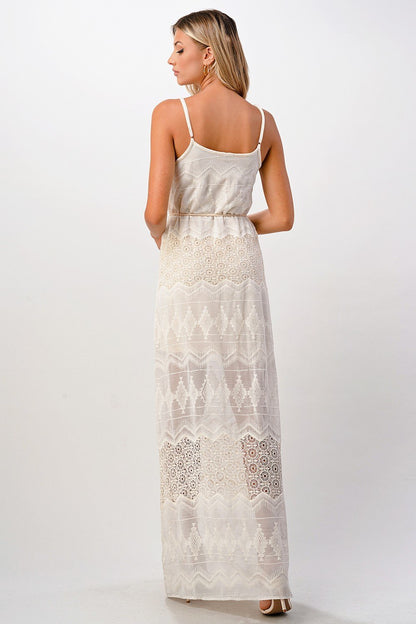 Vestido largo bordado de inspiración bohemia con tirantes ajustables