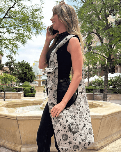 Bolso hobo con estampado celestial de la colección Kathmandu