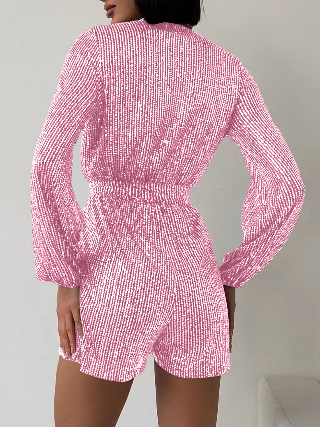 Combinaison à manches longues et surplis à sequins, taille nouée