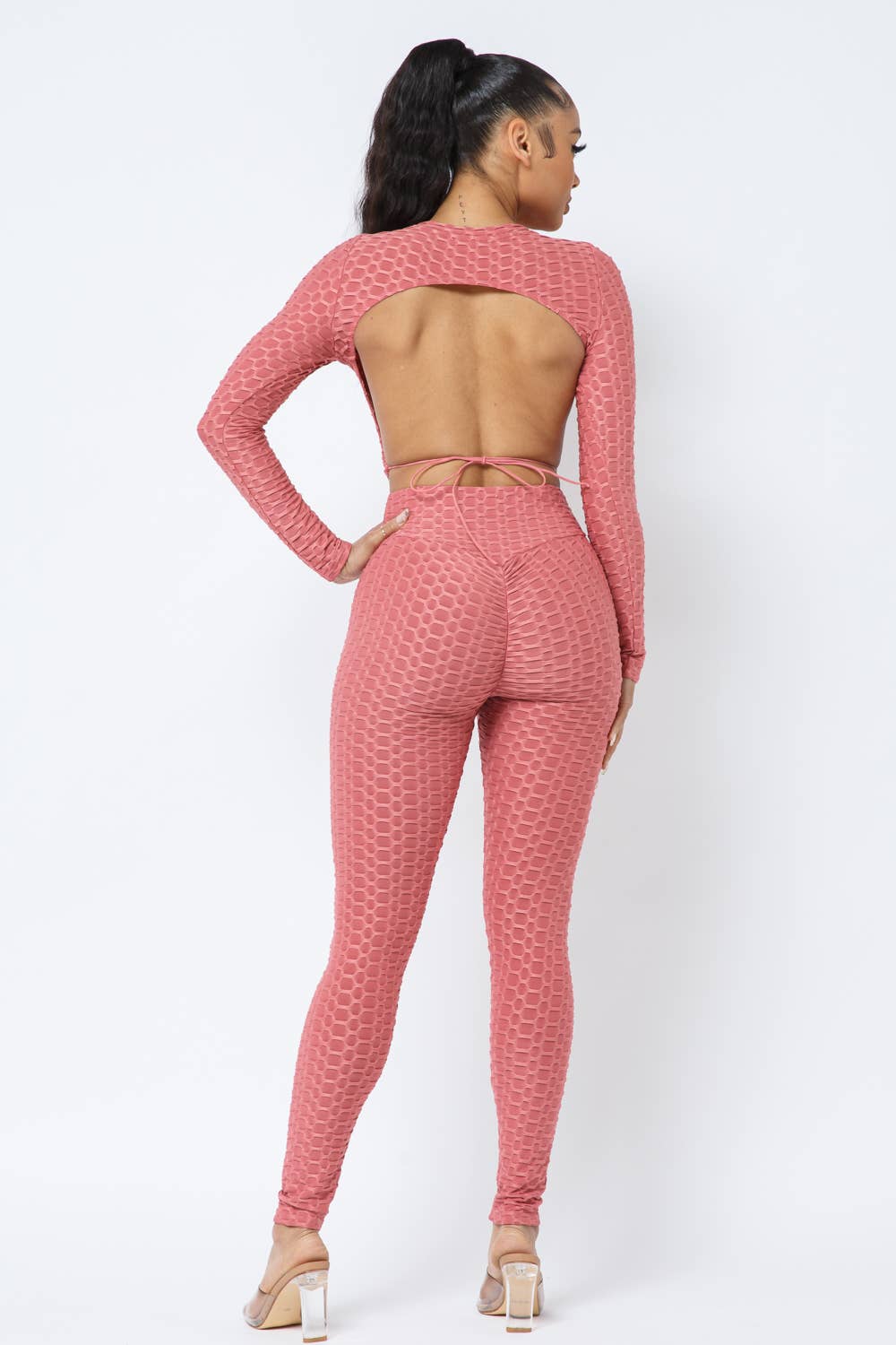 Ensemble haut et leggings à dos ouvert en nid d'abeille