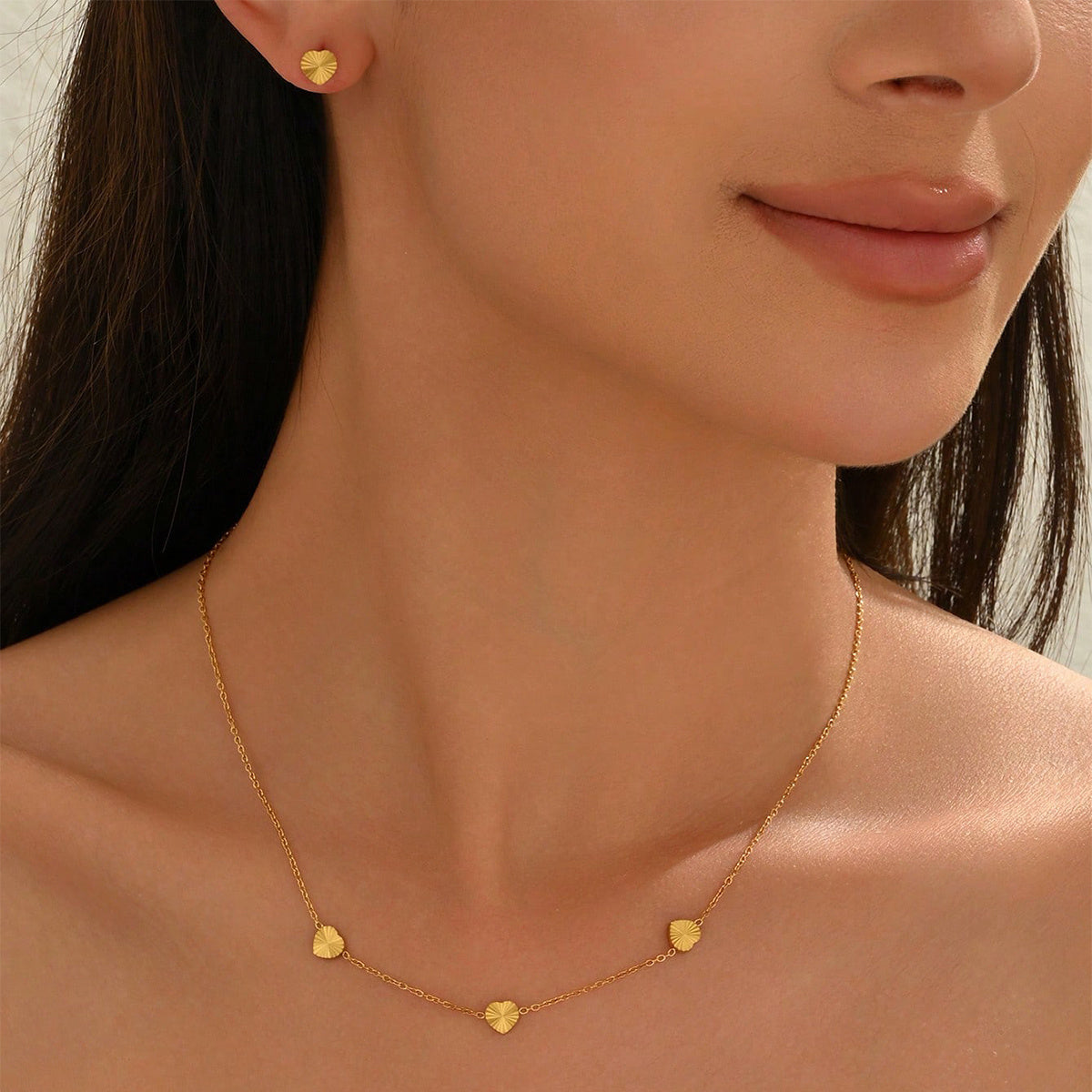 Parure de bijoux Lxalry plaquée or 18 carats avec boule miroir, hypoallergénique, sans danger pour la peau, collier, boucles d'oreilles à tige, pour tous les jours, soirée, ne se décolore pas, réglable, luxe avec perles moulées avec précision