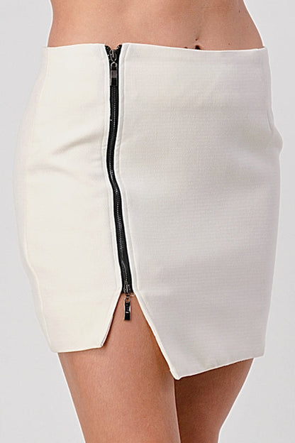 Mini-jupe taille haute zippée sur le devant