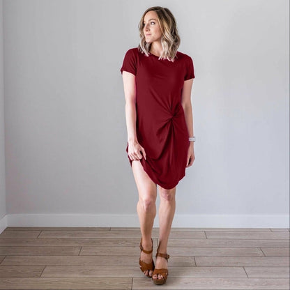 Vestido de manga corta con nudo delantero