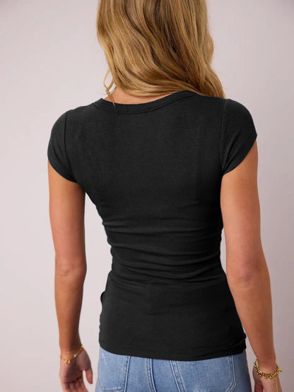 Camiseta de cuello redondo y manga corta