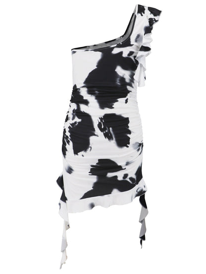 Vestido mini de un solo hombro con volantes y efecto tie-dye