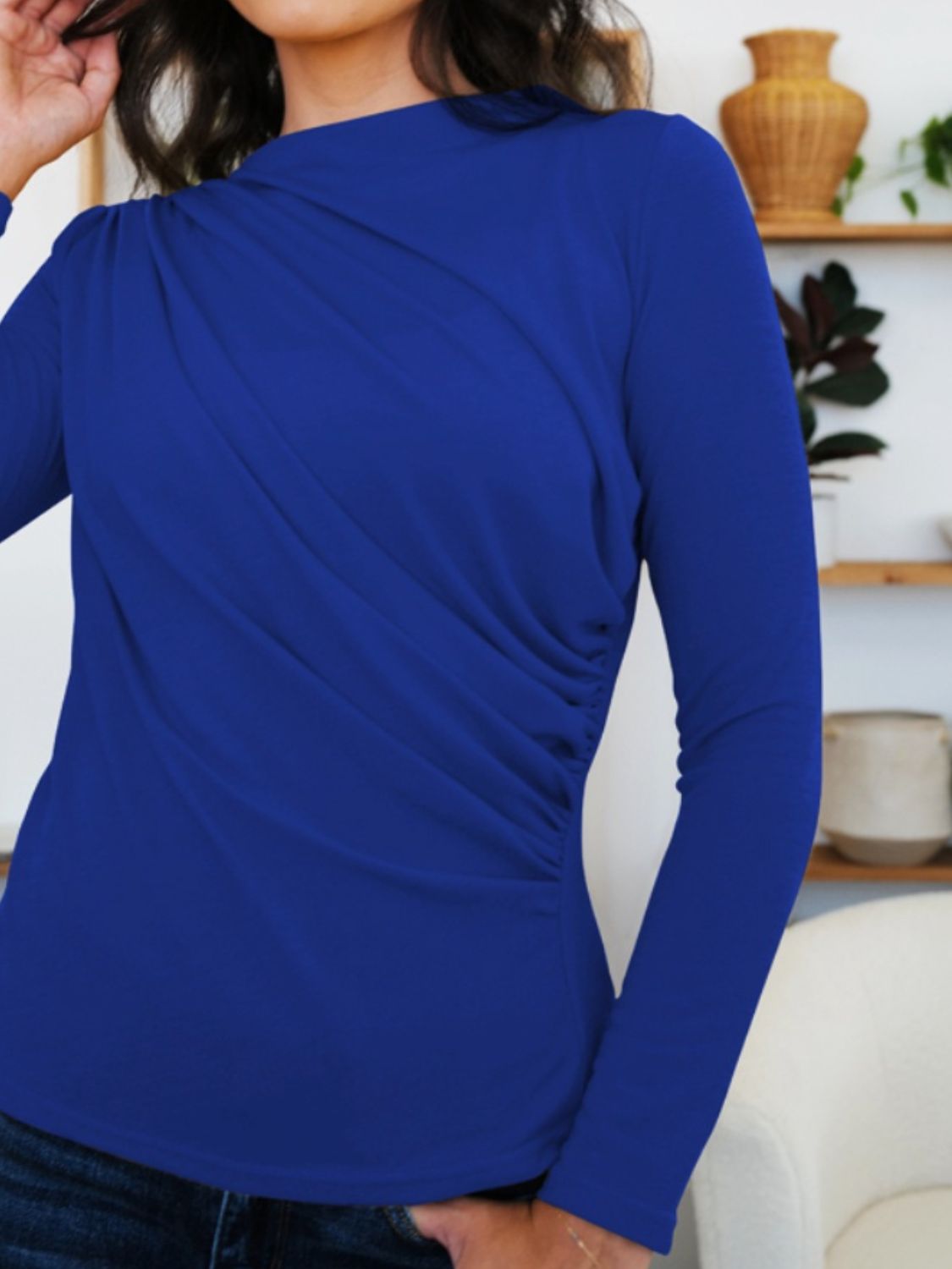 Camiseta de manga larga con cuello alto fruncido