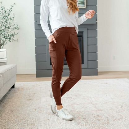 Pantalones deportivos ajustados y sólidos con bolsillos