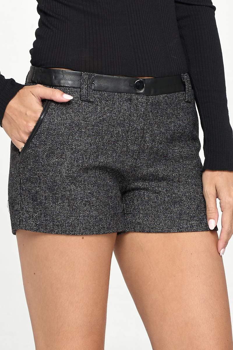 Pantalones cortos de tweed de cintura alta con ribete de piel sintética