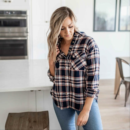 Double Flap Pocket Button-up Plaid Shirt With Roll-up Long Sleeves
