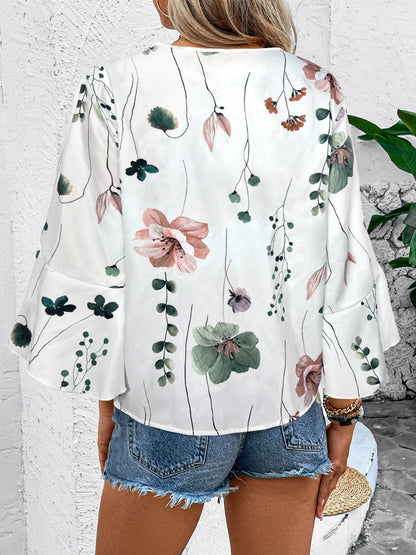 Blusa de media manga con escote en V, estampado con volantes color miel