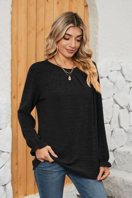 Camiseta fruncida con cuello redondo y mangas con volantes