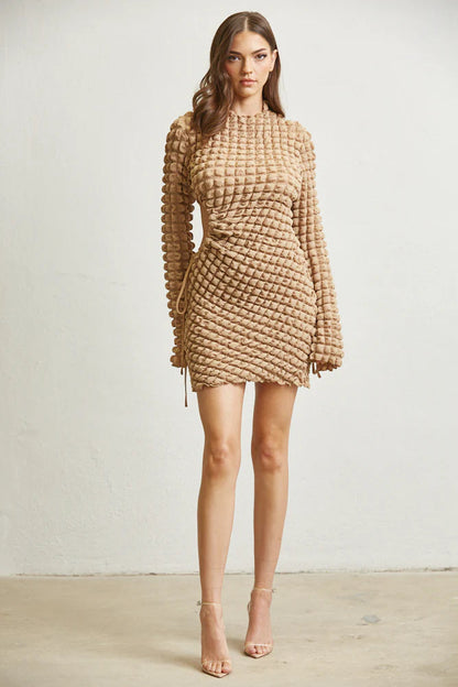 Vestido de gofre con encanto de campana