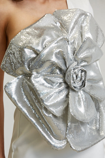 Vestido Petal Glow